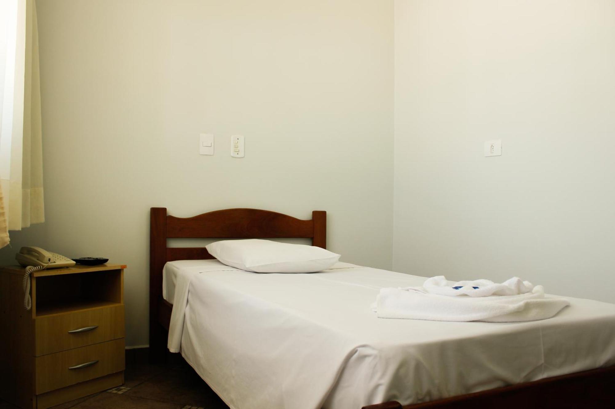 Cracco Park Hotel Curitiba Chambre photo